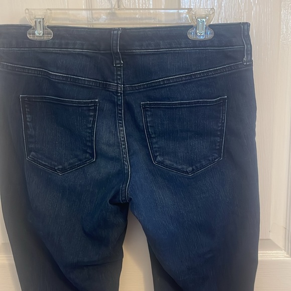 Women’s universal thread jeans - Picture 5 of 6